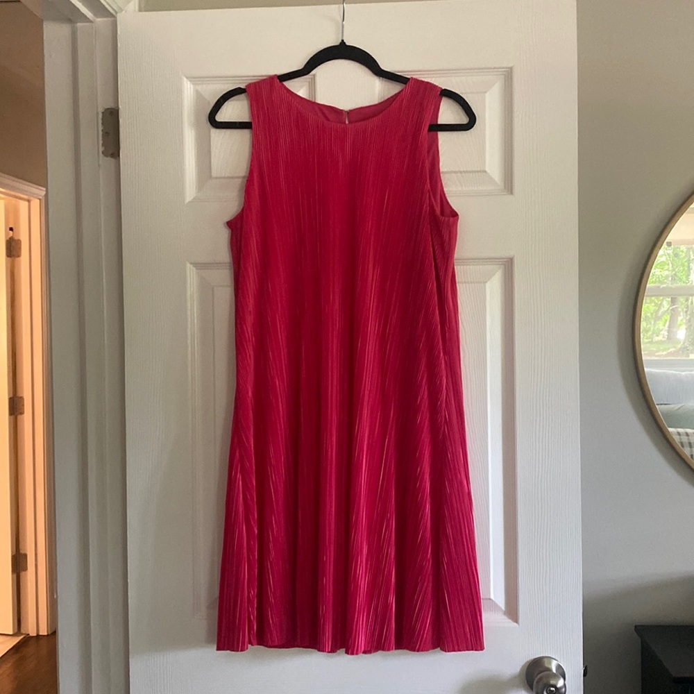 Anne Klein Pink Pleated Detail Sleeveless Shift Dress
